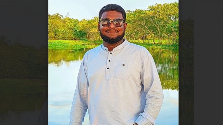 ফ্যামিলি কার্ডের তথ্য সংগ্রহে পরীক্ষা-ইন্টারভিউ বন্ধের দাবি ছাত্রদল নেতার